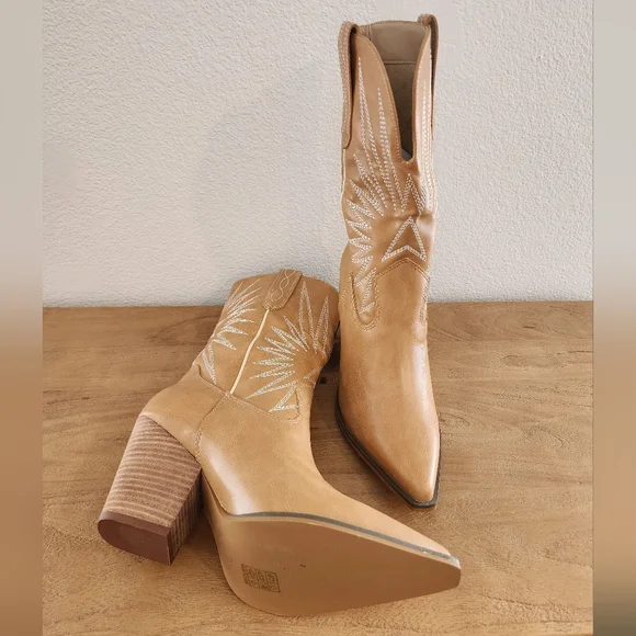 Oasis Society NEW Emerson THE COWBOY BOOTS WITH SUPERNOVA STITCHING 8.5 - Picture 5 of 5